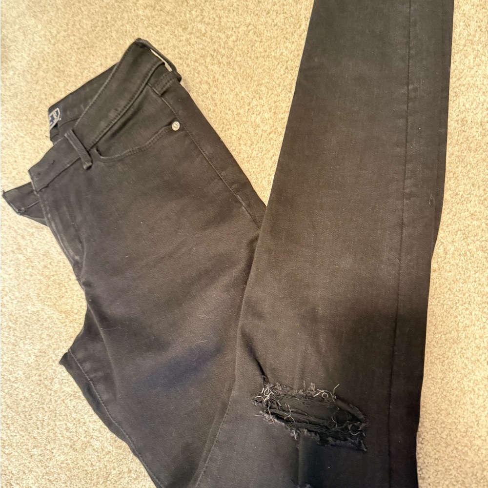 Abercrombie true Black Distressed Women's Jeans